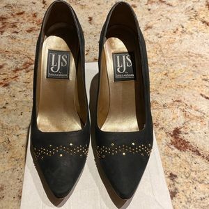 BLACK HEELS BY LJS FOR TIWN SHOES PROXY SIZE 8 1/2 N .
